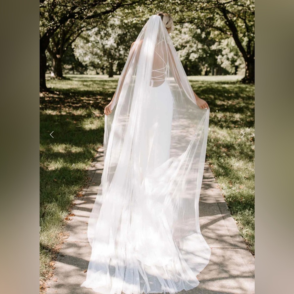 GRACE LOVES LACE “Grace” Veil in Ivory